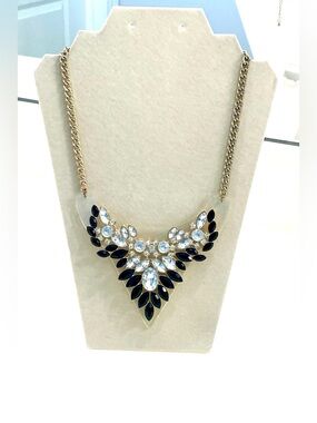 Vintage Geometric V Neck Bib Statement Necklace Jet Black Crystal Rhinestone
